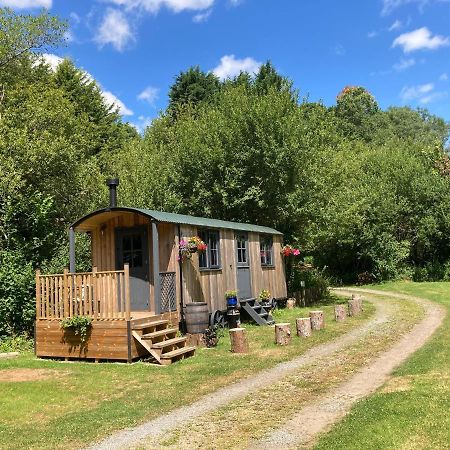 Brook The Shepherd Hut Saltash Extérieur photo